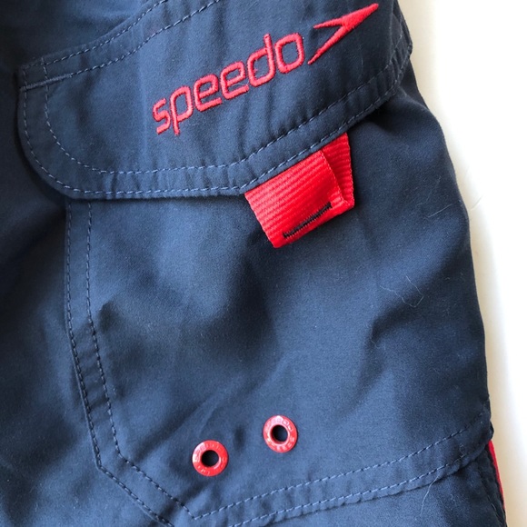 NWT Speedo Sport Volley Swim Trunks in Granite/Red - Picture 4 of 10